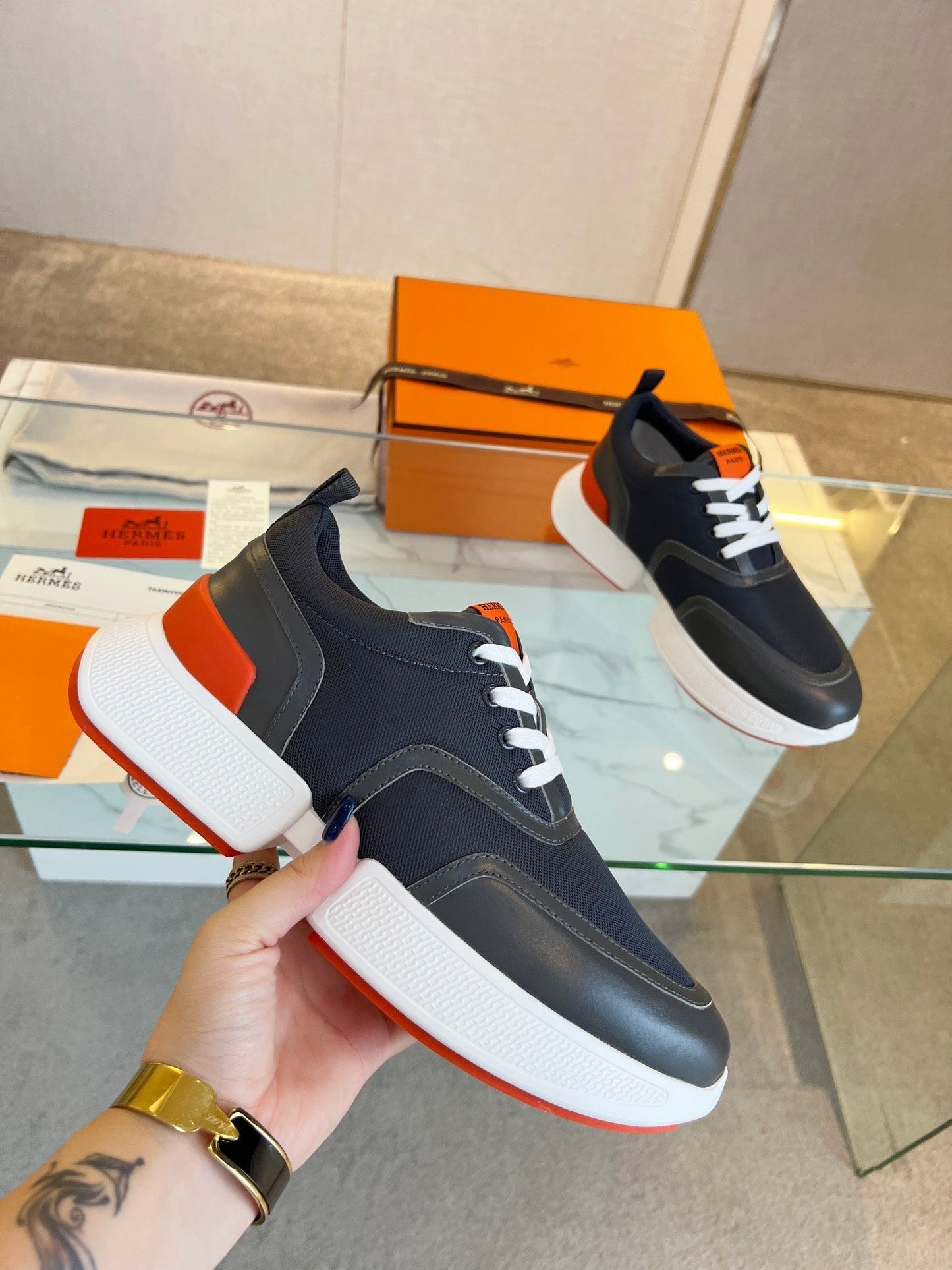 GIGA SNEAKER BLACK CALFSKIN BLACK SOLE - 35