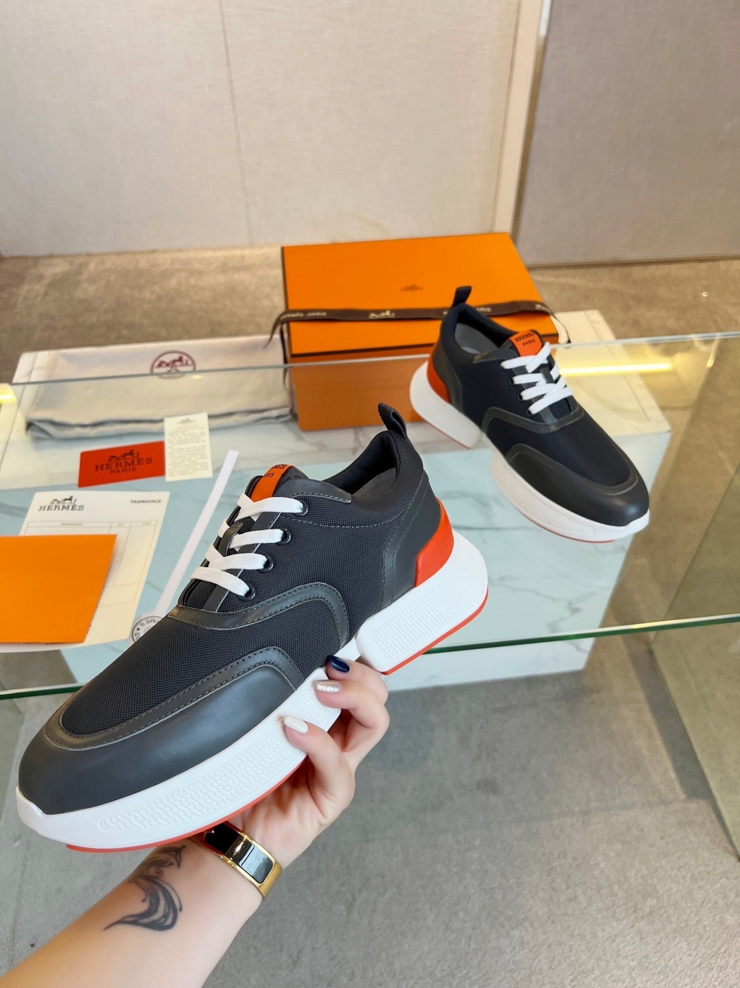 GIGA SNEAKER BLACK CALFSKIN BLACK SOLE - 35