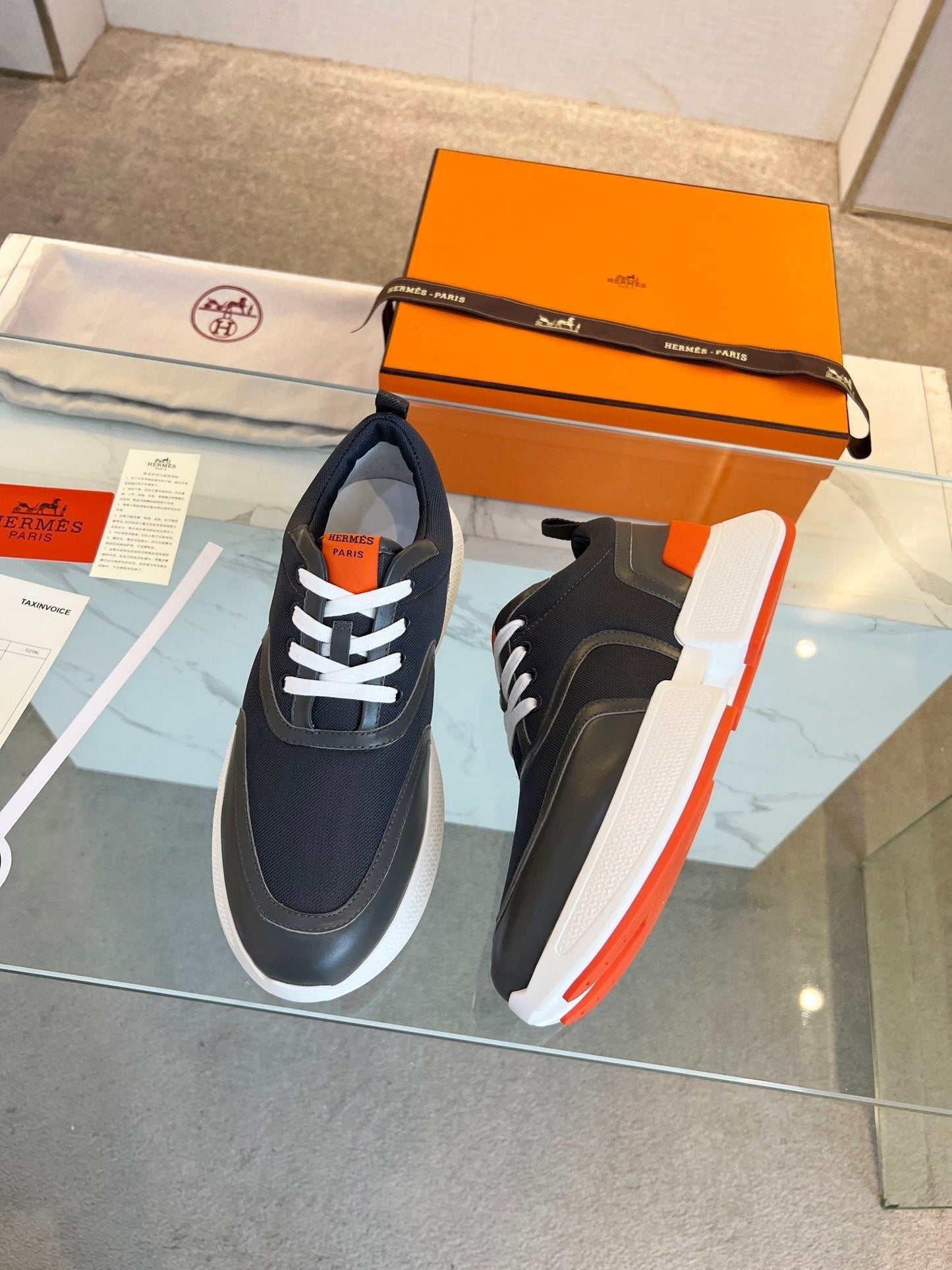 GIGA SNEAKER BLACK CALFSKIN BLACK SOLE - 35