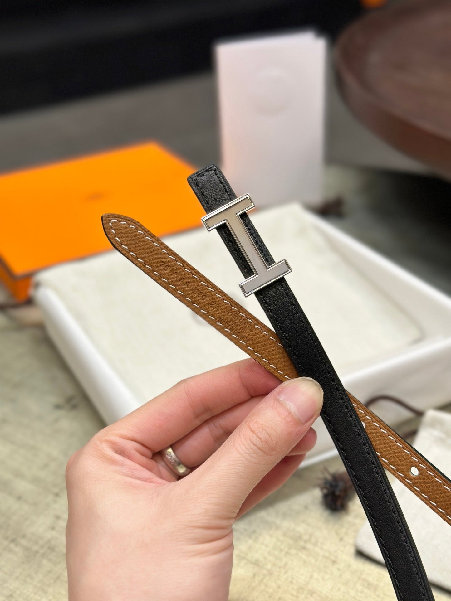 HM FOCUS BUCKLE & REVERSIBLE TAWNY BROWN AND BLACK LEATHER STRAP 13MM SILVER HARDWARE - 30