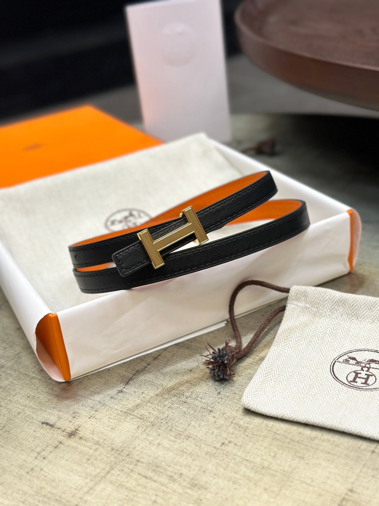 HM FOCUS BUCKLE & REVERSIBLE BLACK AND ORANGE LEATHER STRAP 13MM GOLD HARDWARE - 30