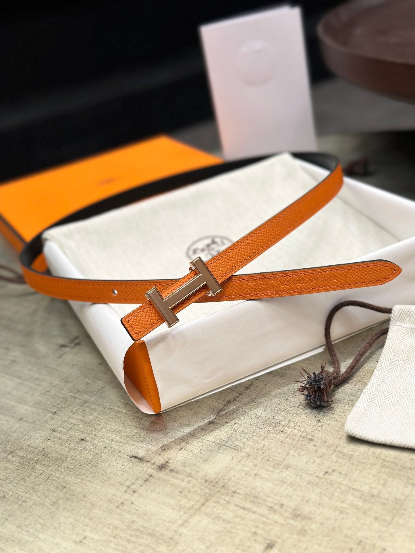 HM FOCUS BUCKLE & REVERSIBLE BLACK AND ORANGE LEATHER STRAP 13MM COPPER HARDWARE - 30