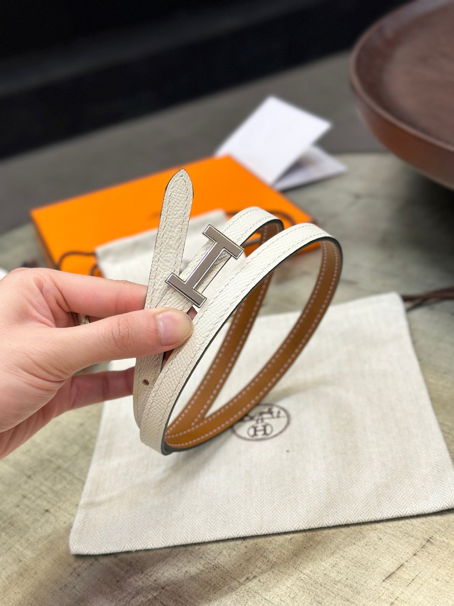 HM FOCUS BUCKLE & REVERSIBLE BRONZE BROWN AND WHITE LEATHER STRAP 13MM SILVER HARDWARE - 30