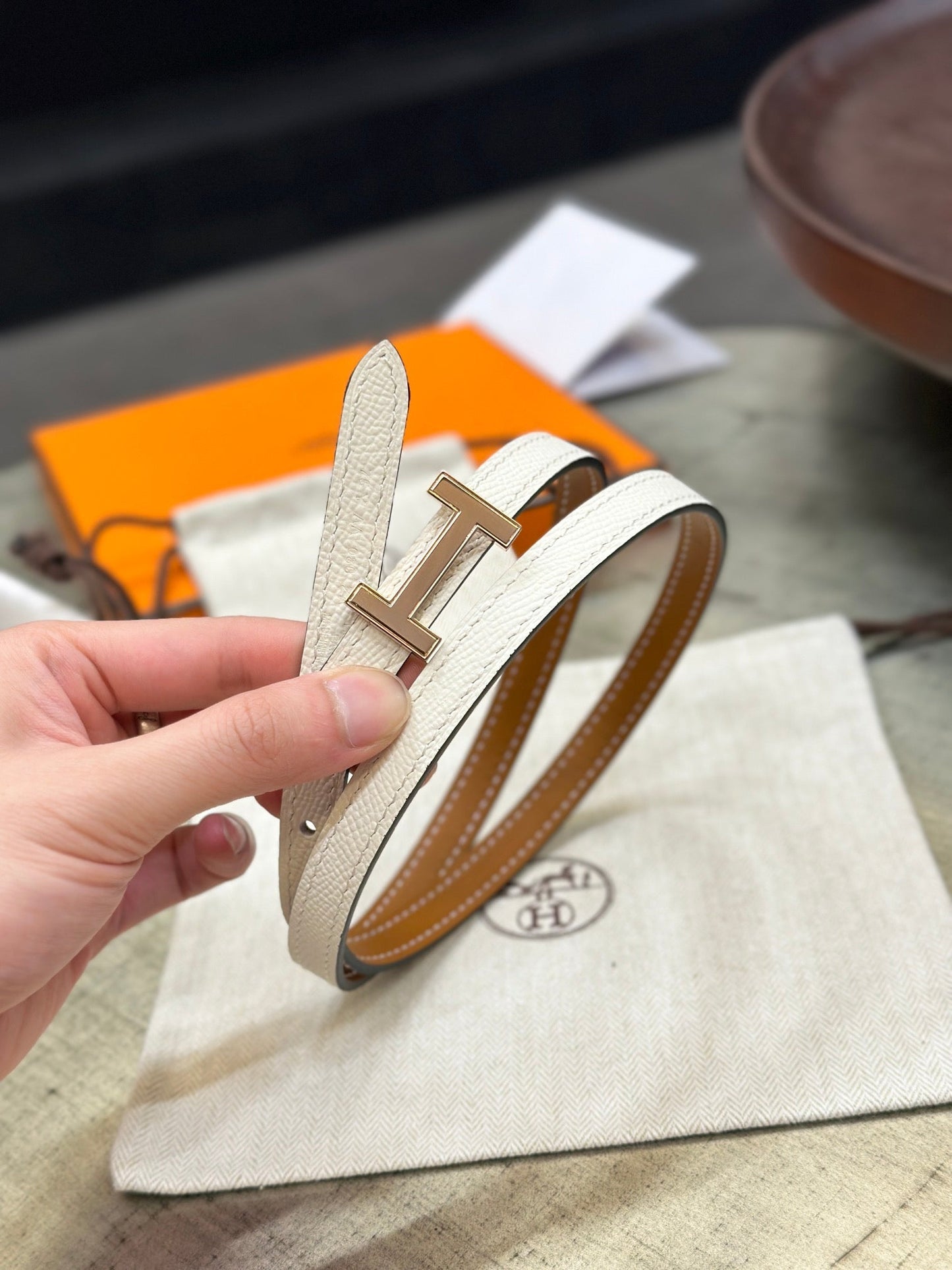 HM FOCUS BUCKLE & REVERSIBLE BRONZE BROWN AND WHITE LEATHER STRAP 13MM COPPER HARDWARE - 30