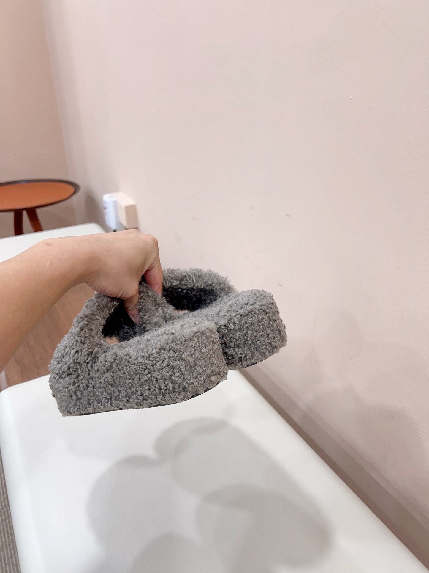 THICK-SOLED SLIPPERS IN GRAY WOOL - 35