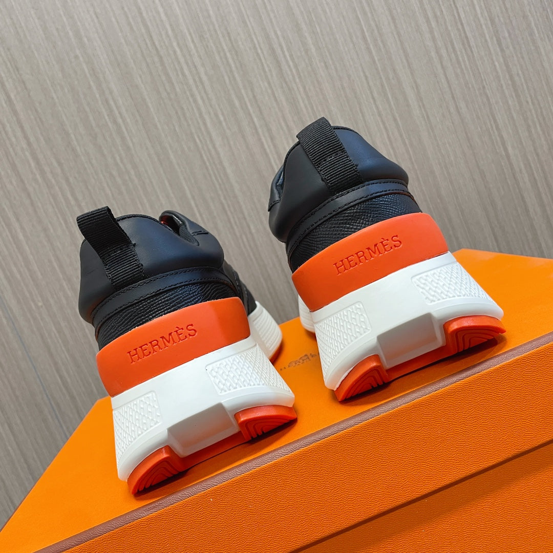 GIGA SNEAKER GLOSSY BLACK CALFSKIN - 35