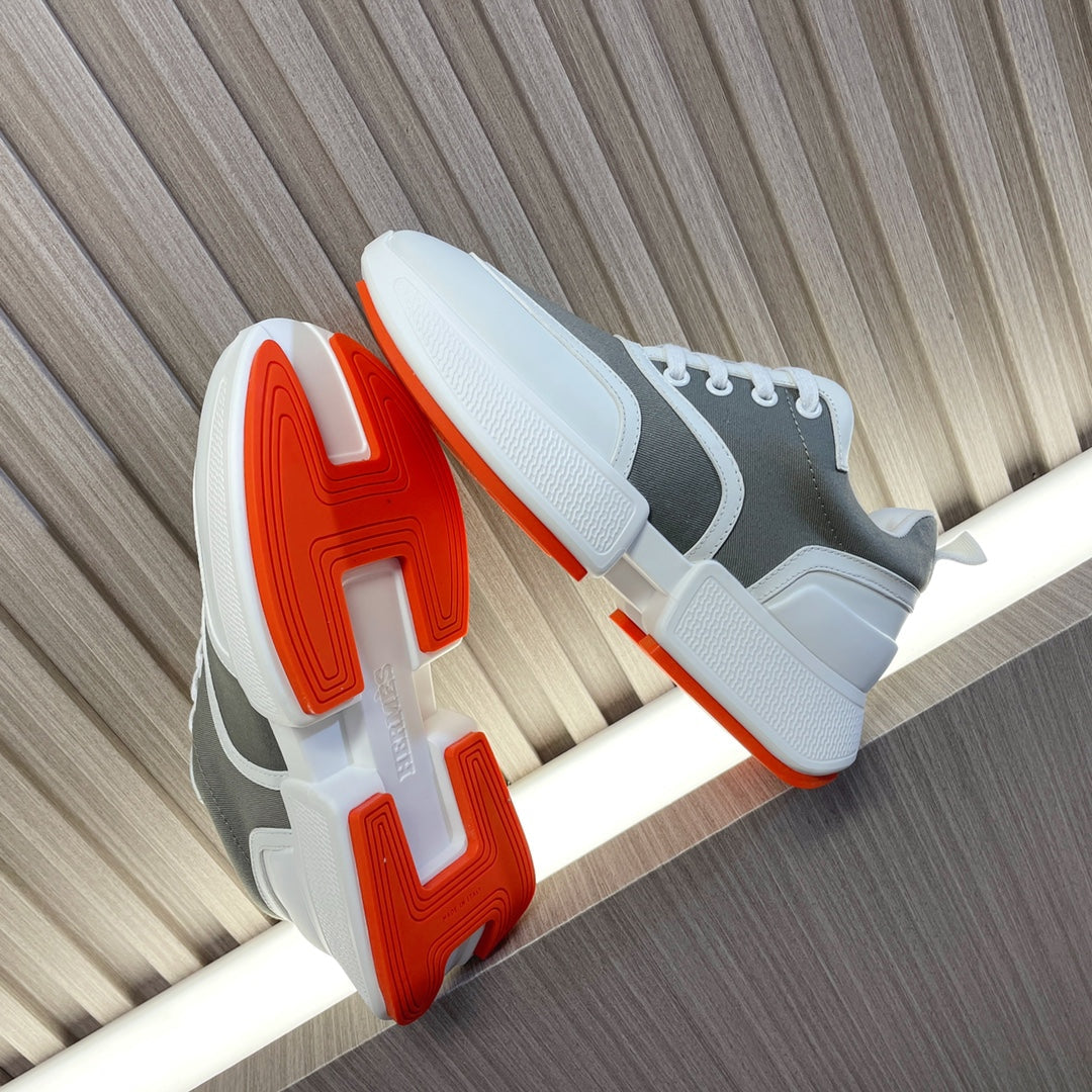GIGA SNEAKER GRAY MIX WHITE CALFSKIN - 35