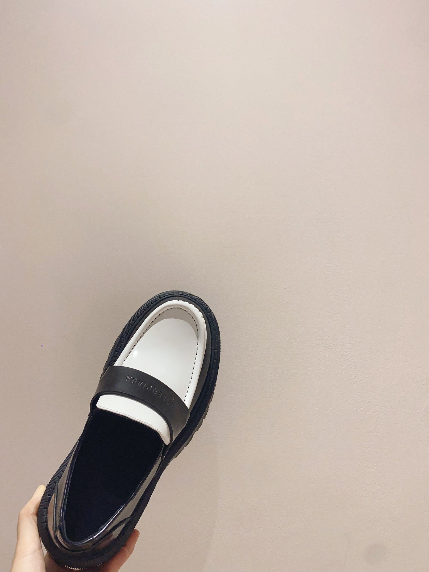 BALENCIAGA 25S LOAFERS IN BLACK MIX WHITE CALFSKIN - 35