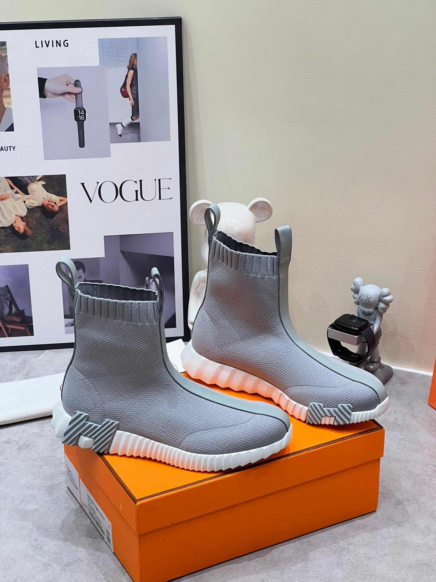 H FUN CLASSIC SNEAKER STYLISH LIGHT GRAY FABRIC - 35