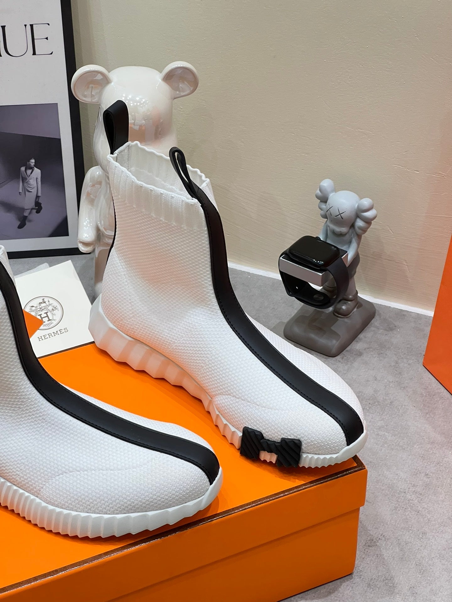 H FUN CLASSIC SNEAKER STYLISH WHITE AND BLACK LINE FABRIC - 35