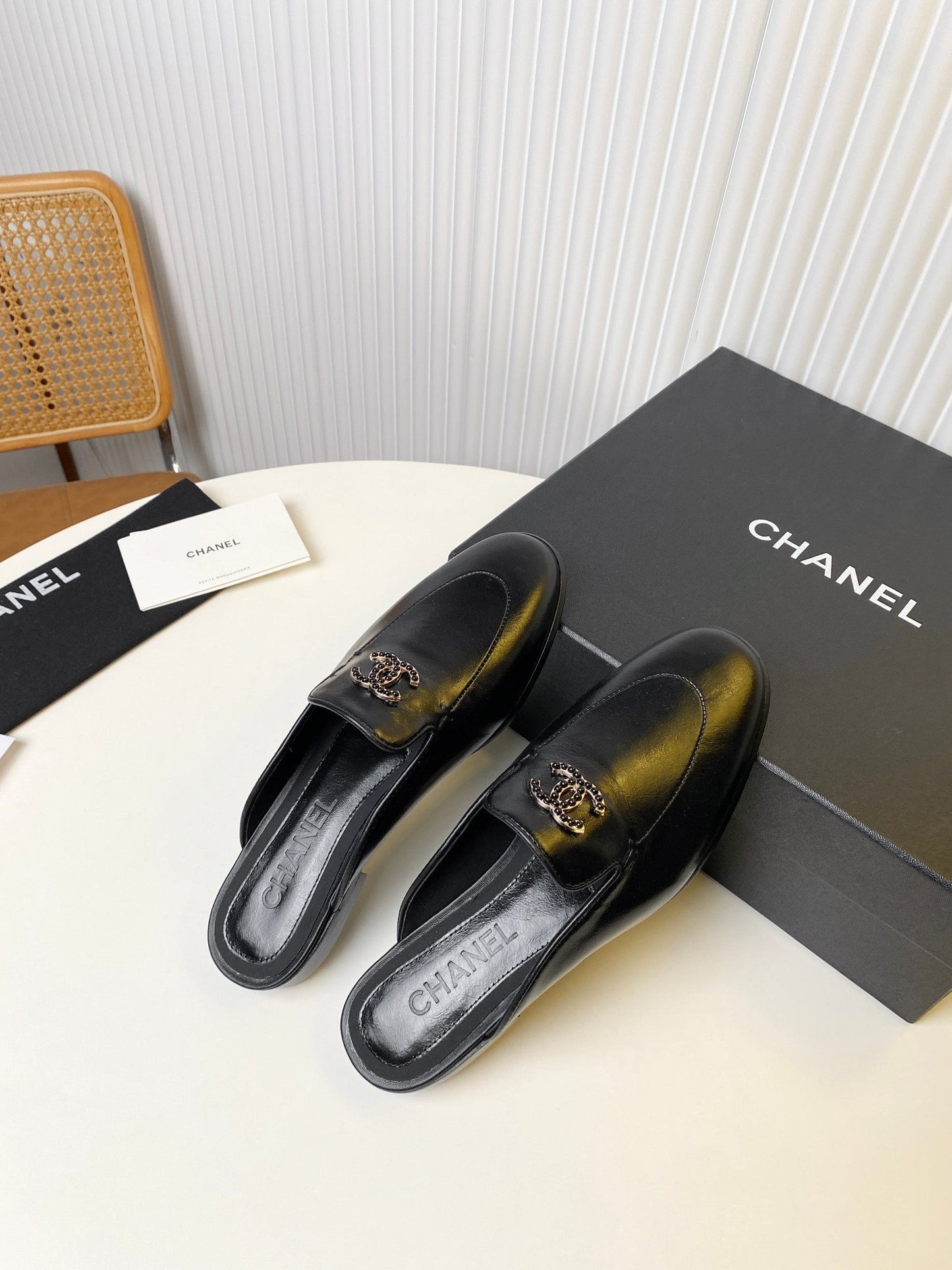 FLAT MULE IN BLACK LAMBSKIN 983818 - 35