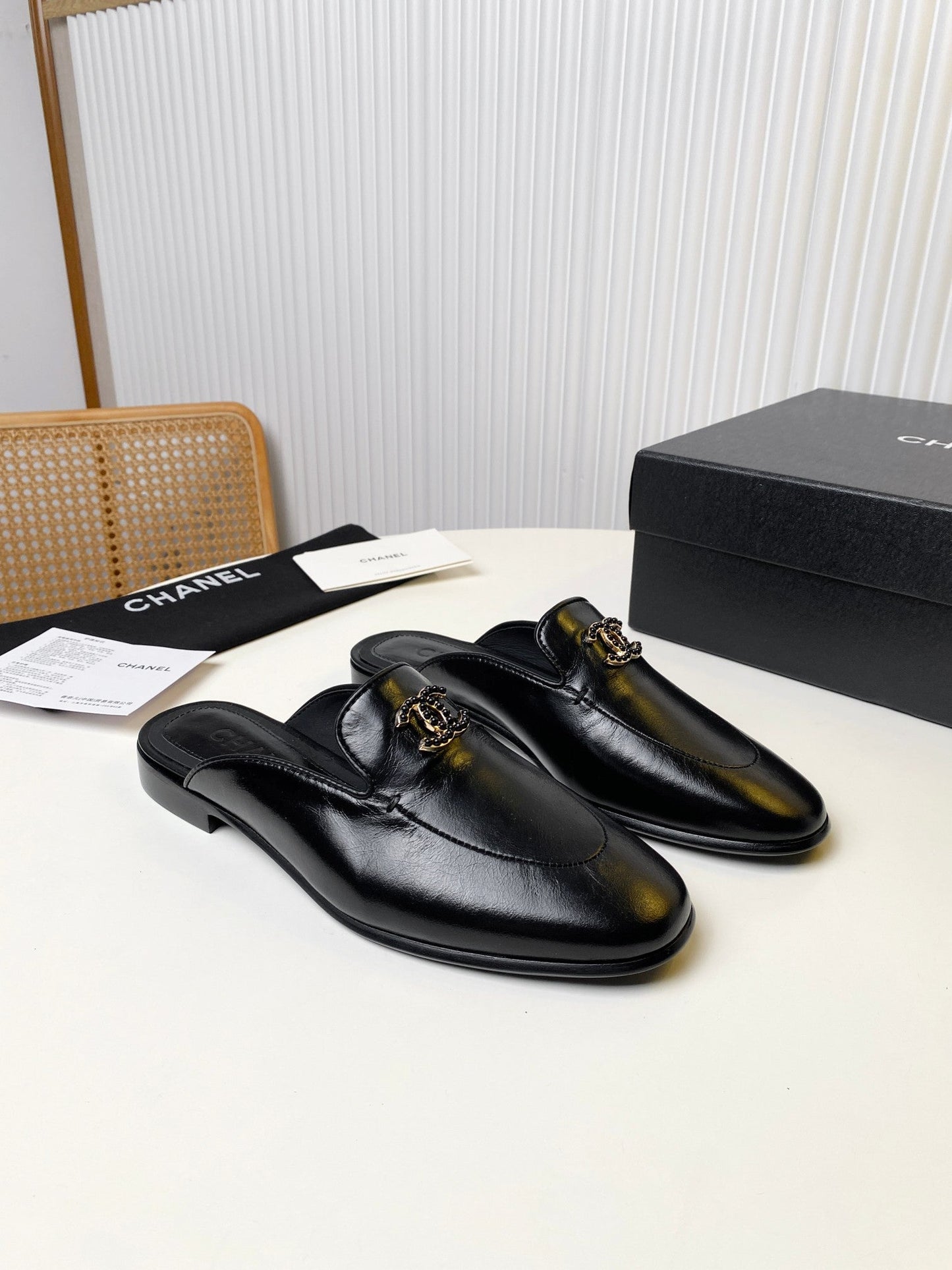 FLAT MULE IN BLACK LAMBSKIN 983818 - 35