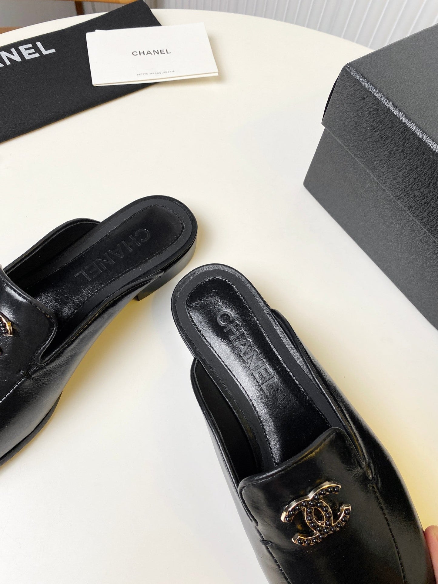 FLAT MULE IN BLACK LAMBSKIN 983818 - 35