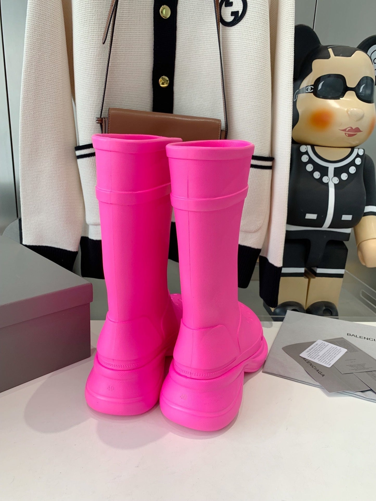 CROCS BOOTS IN BRIGHT PINK RUBBER - 35