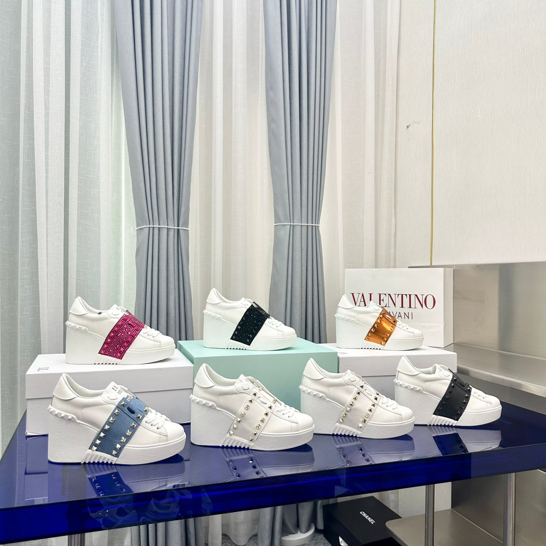 FLATFORM ROCKSTUD UNTITLED SNEAKER IN WHITE MIX BLACK CALFSKIN - 35