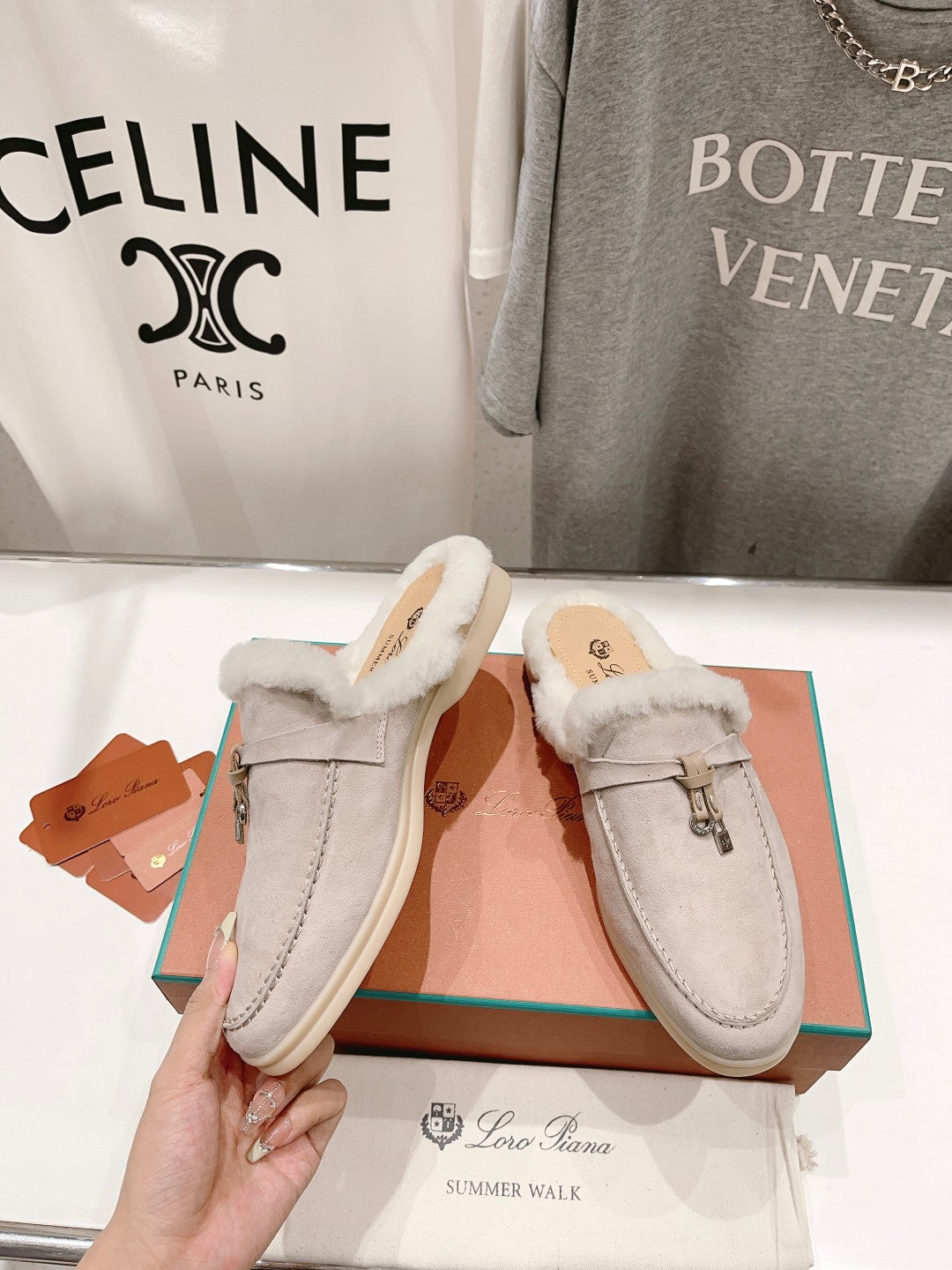 LP CHARMS WALK BABOUCHE LOAFERS CREAMY WHITE FLEECE - 35
