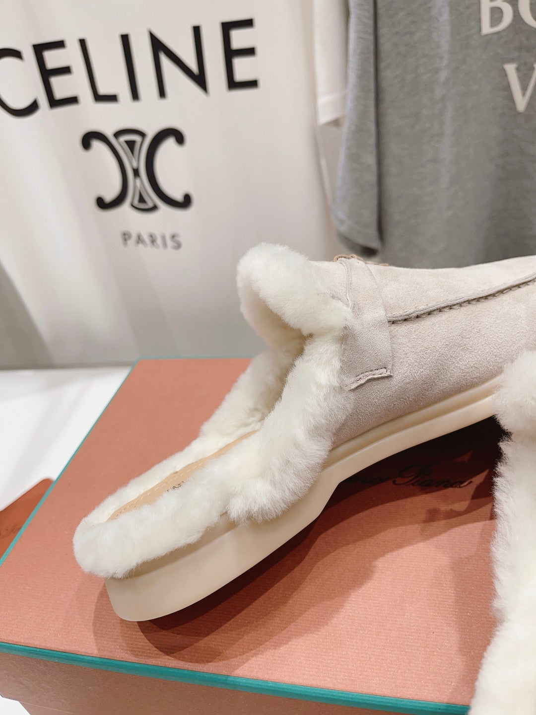 LP CHARMS WALK BABOUCHE LOAFERS CREAMY WHITE FLEECE - 35