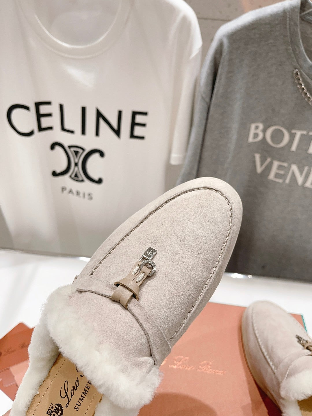 LP CHARMS WALK BABOUCHE LOAFERS CREAMY WHITE FLEECE - 35