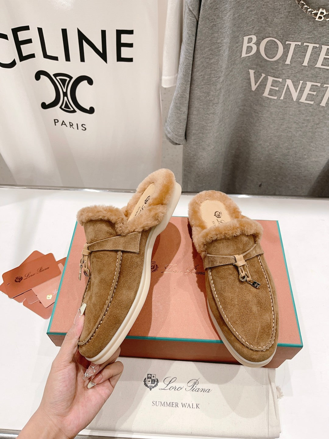 LP CHARMS WALK BABOUCHE LOAFERS TAWNY FLEECE - 35