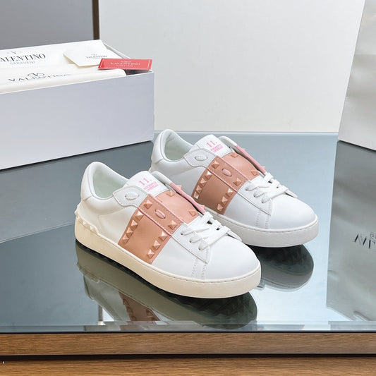 VALENTINO 25S GARAVANI ROCKSTUD UNTITLED STUDDED SNEAKERS IN WHITE MIX PINK LAMBSKIN - 35