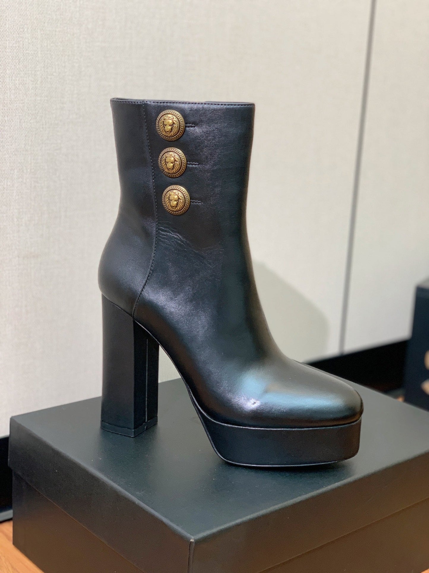 Черевики BALMAIN 26S ANKLE BOOTS 100 MM зі шкіри теляти чорного кольору