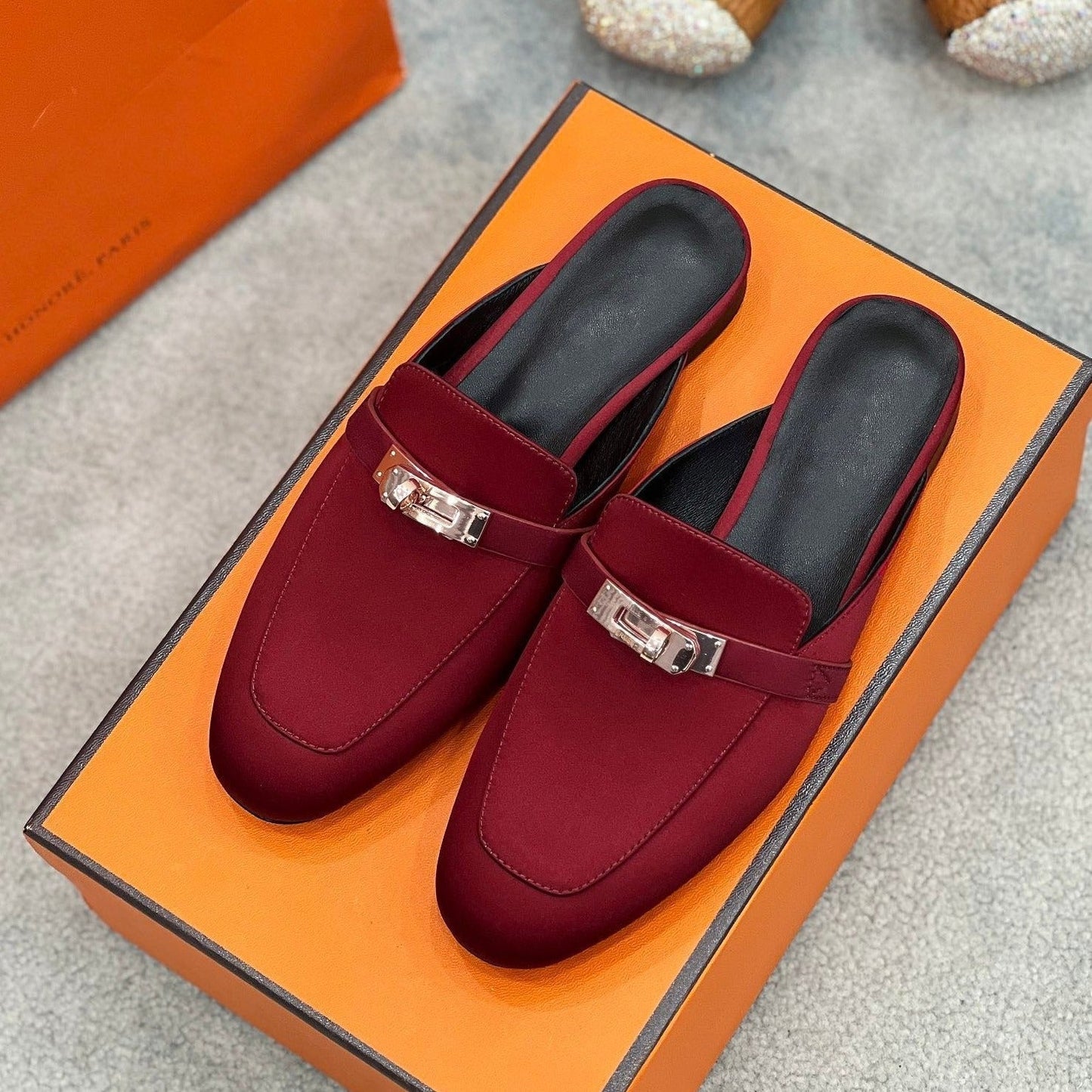 0Z Mule Cherry Silk Thick Cloth/Sheepskin - 35