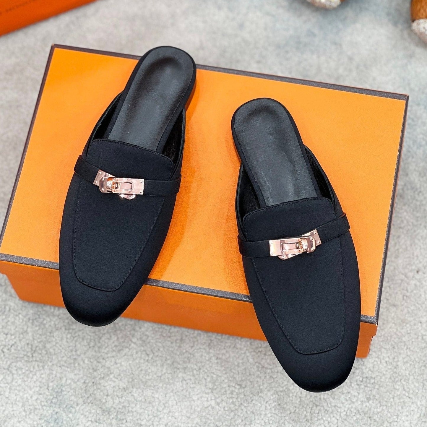 0Z Mule Black Silk Thick Cloth/Sheepskin - 35