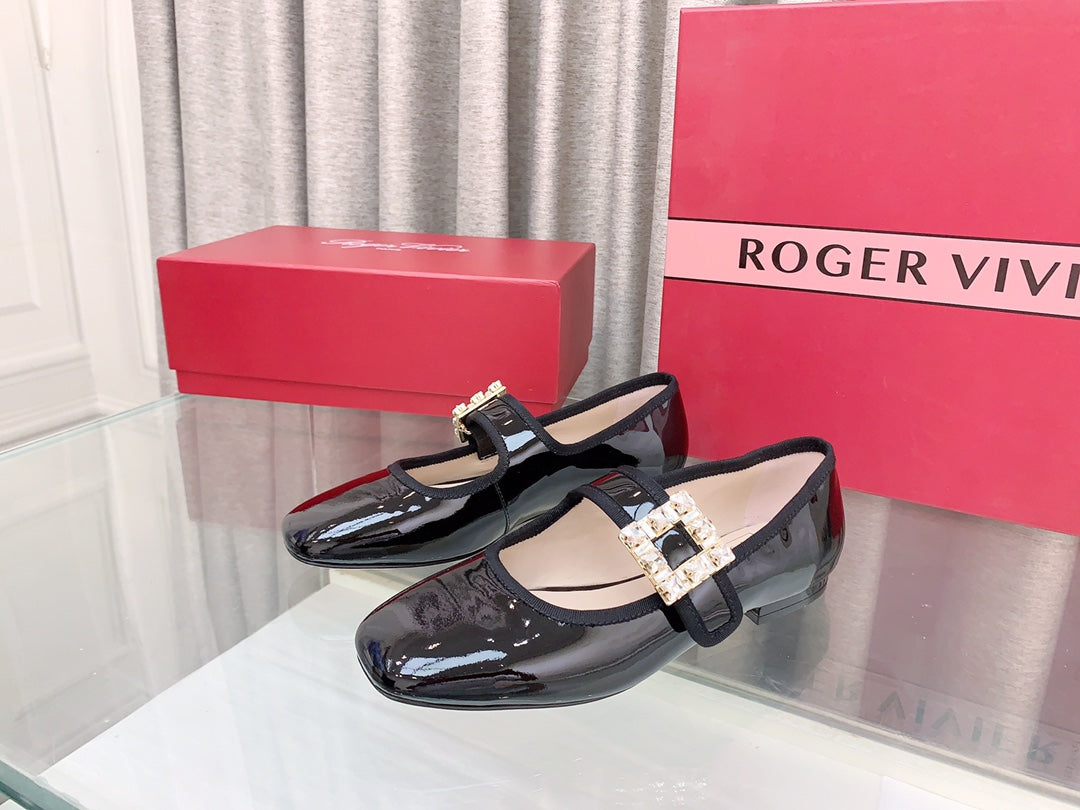 TRÈS VIVIER MARY JANE BLACK PATENT CALFSKIN CRYSTAL BUCKLE - 34
