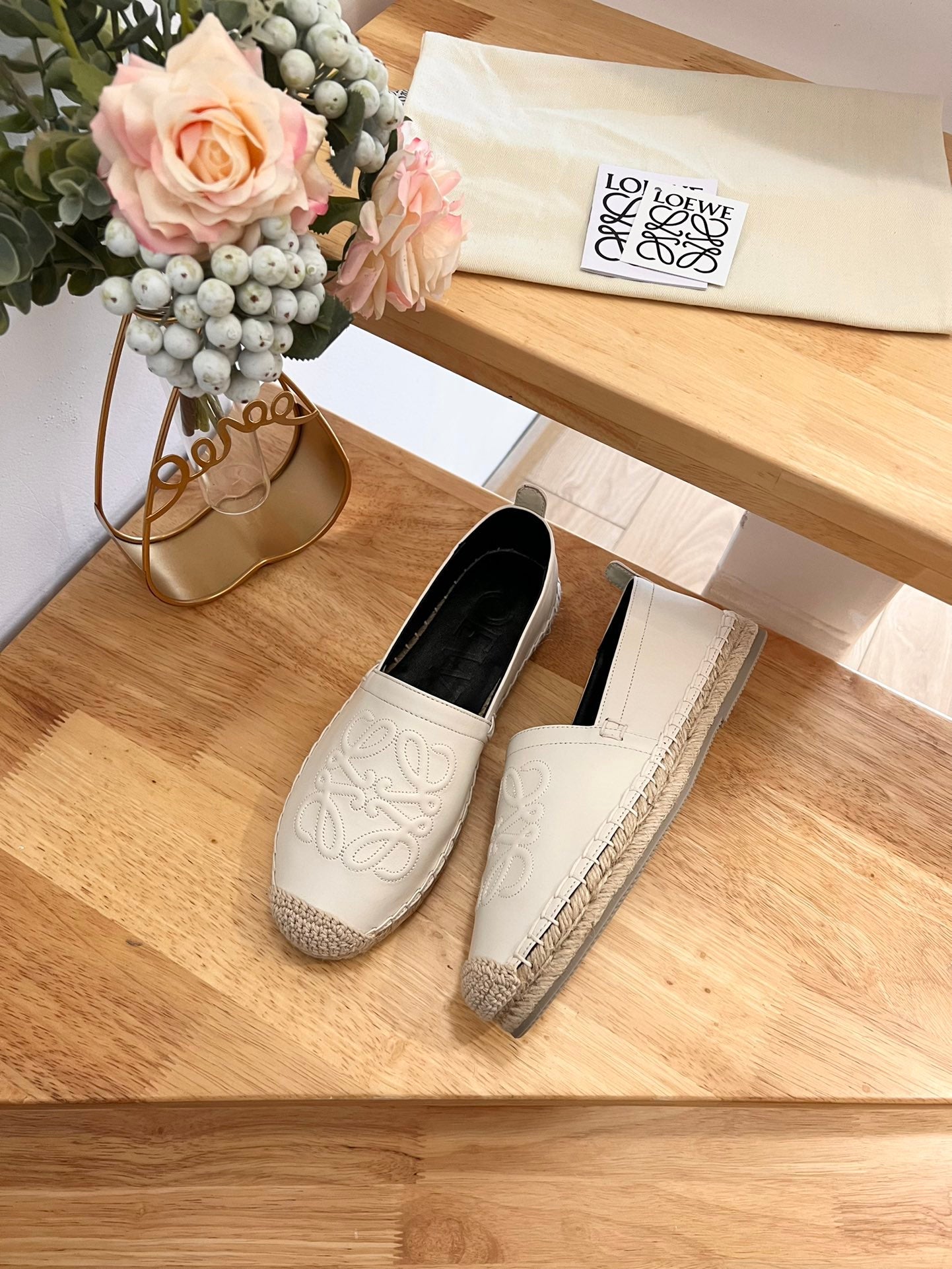 Loew Anagram Espadrille Ivory Black Leather - 35