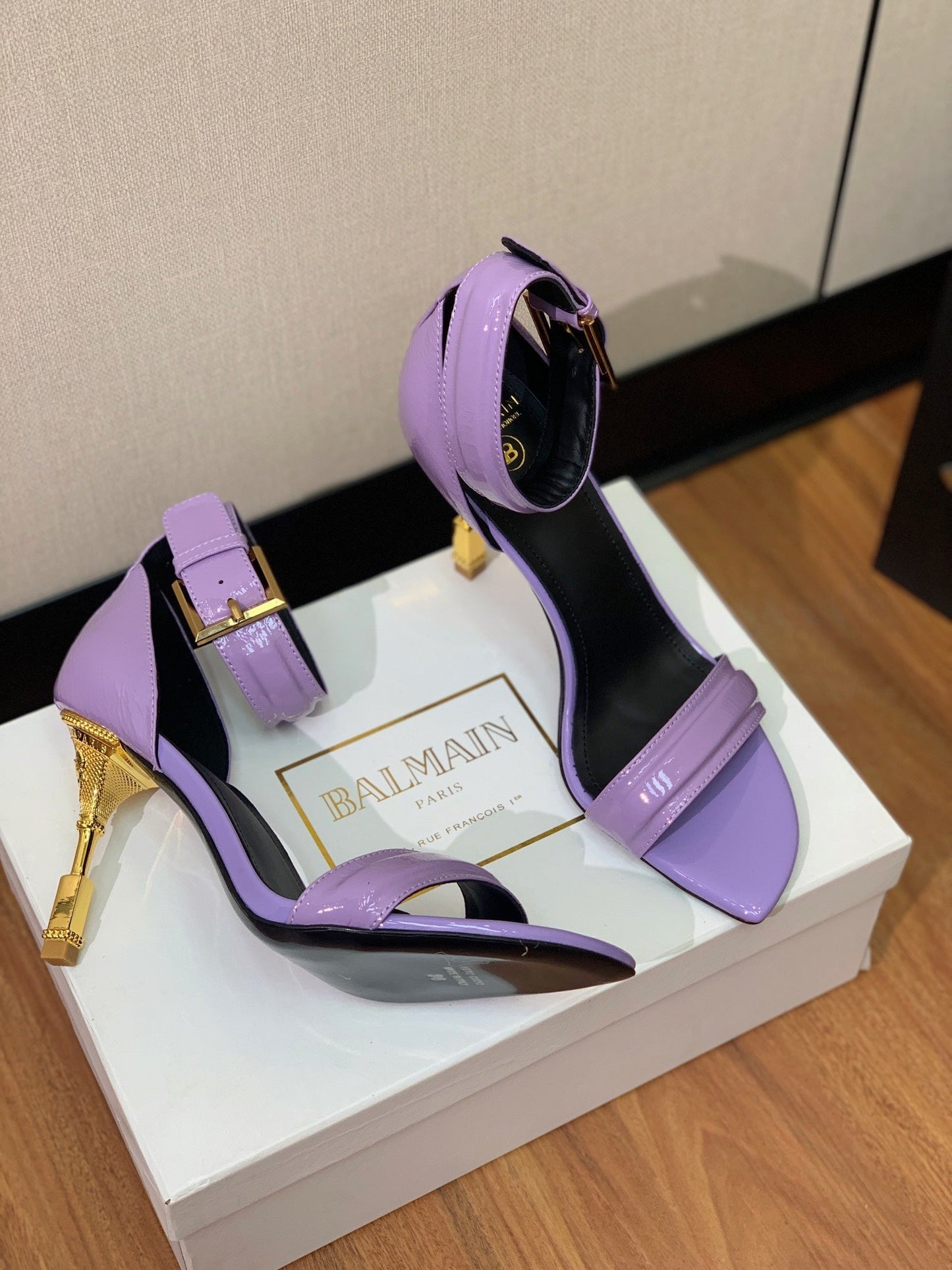 БОСОНІЖКИ BALMAIN 26S З МЕТАЛЕВИМ КАБЛУКОМ 105 ММ З ФІОЛЕТОВОЇ ШКІРИ ТЕЛЯТИ