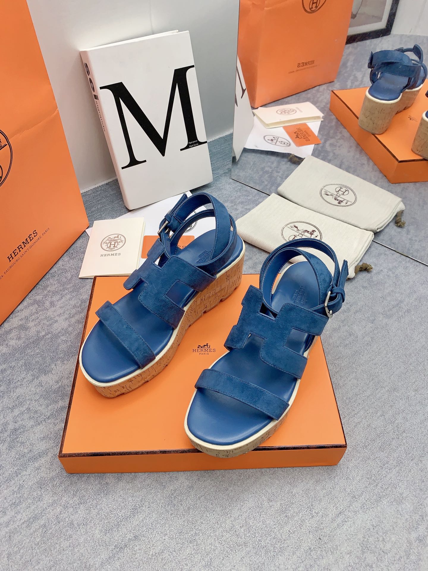 HAVANE 30 SANDAL IN CLASSIC BLUE SUEDE - 34