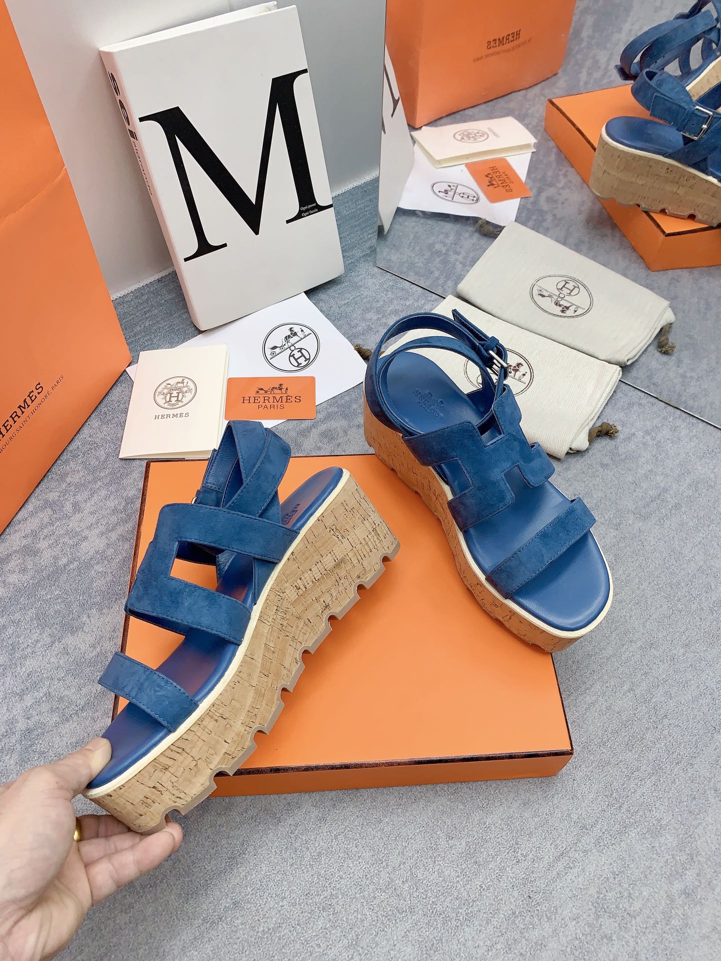 HAVANE 30 SANDAL IN CLASSIC BLUE SUEDE - 34