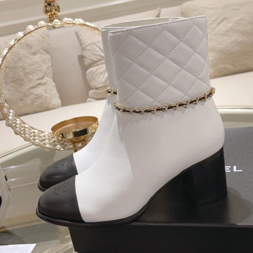 MID-HEEL ANKLE BOOTS IN WHITE CALFSKIN - 35