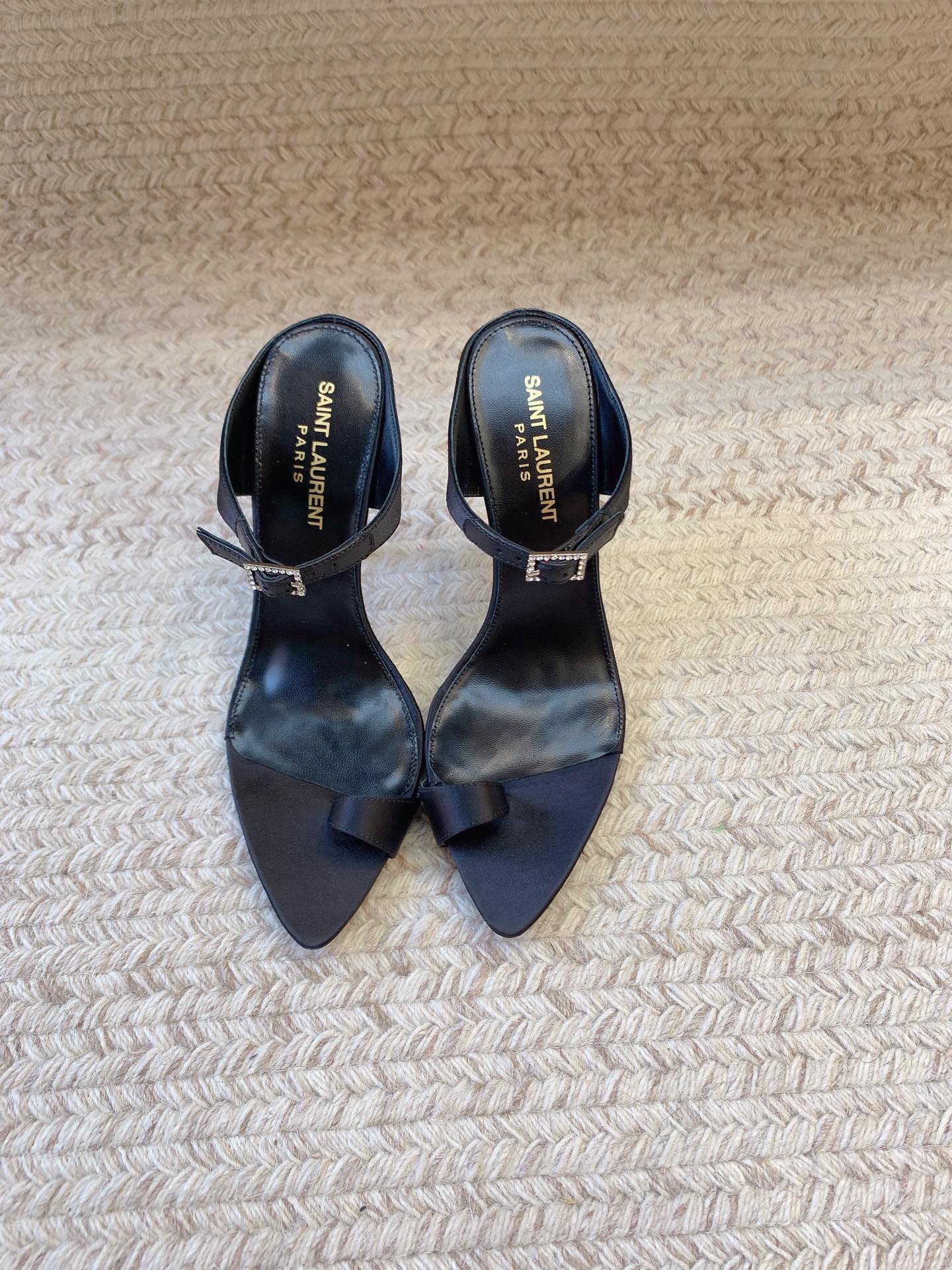 GAP CRYSTAL-BUCKLE SLIDE SANDALS IN BLACK SILK - 34