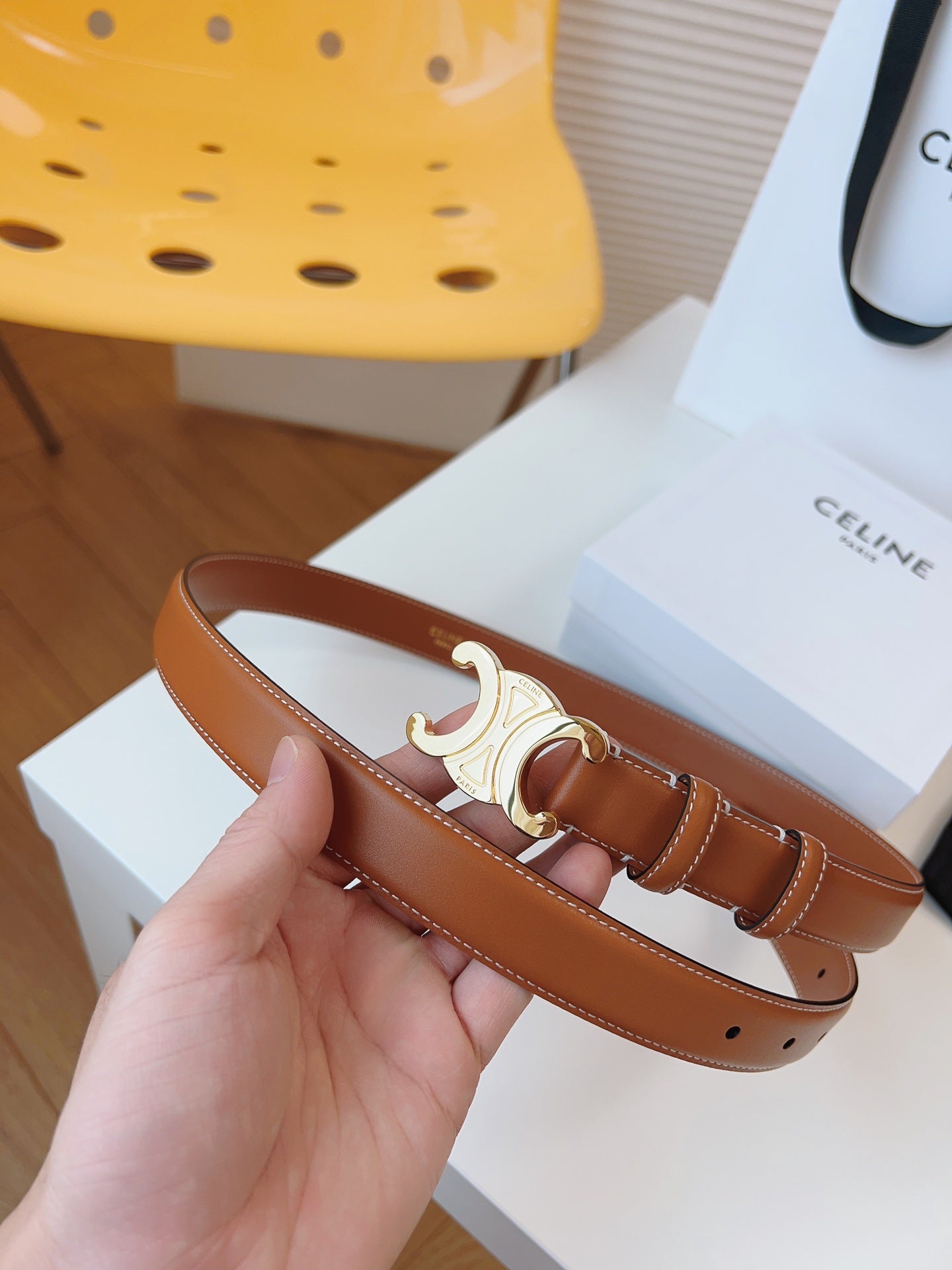 CELINE 25S TRIOMPHE BELT 25MM IN CARAMEL CALFSKIN GOLD HARDWARE 580704 - 26 - 28