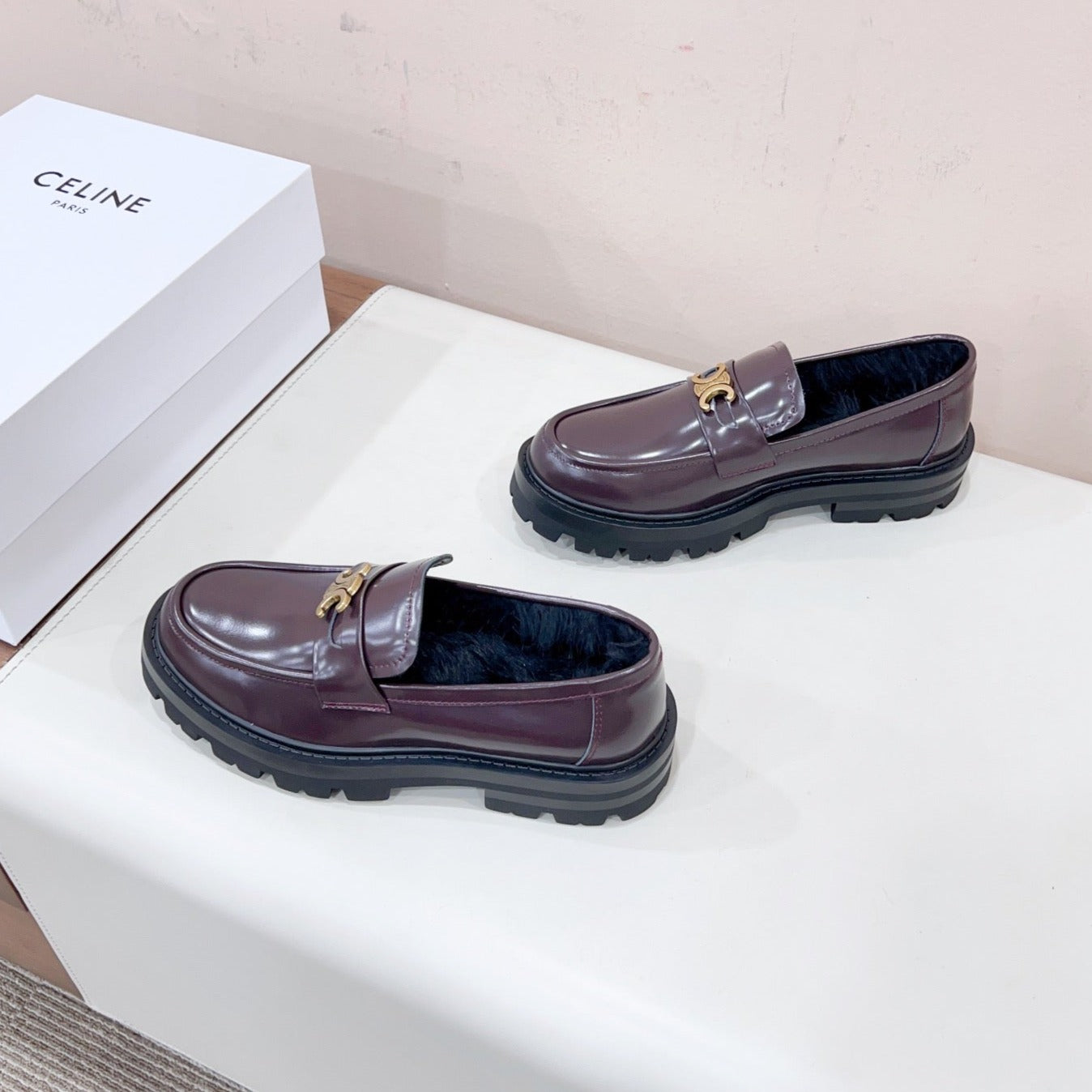 MARGARET LOAFER WITH TRIOMPHE CHAIN IN POLISHED BULL DEEP BROWN - 35