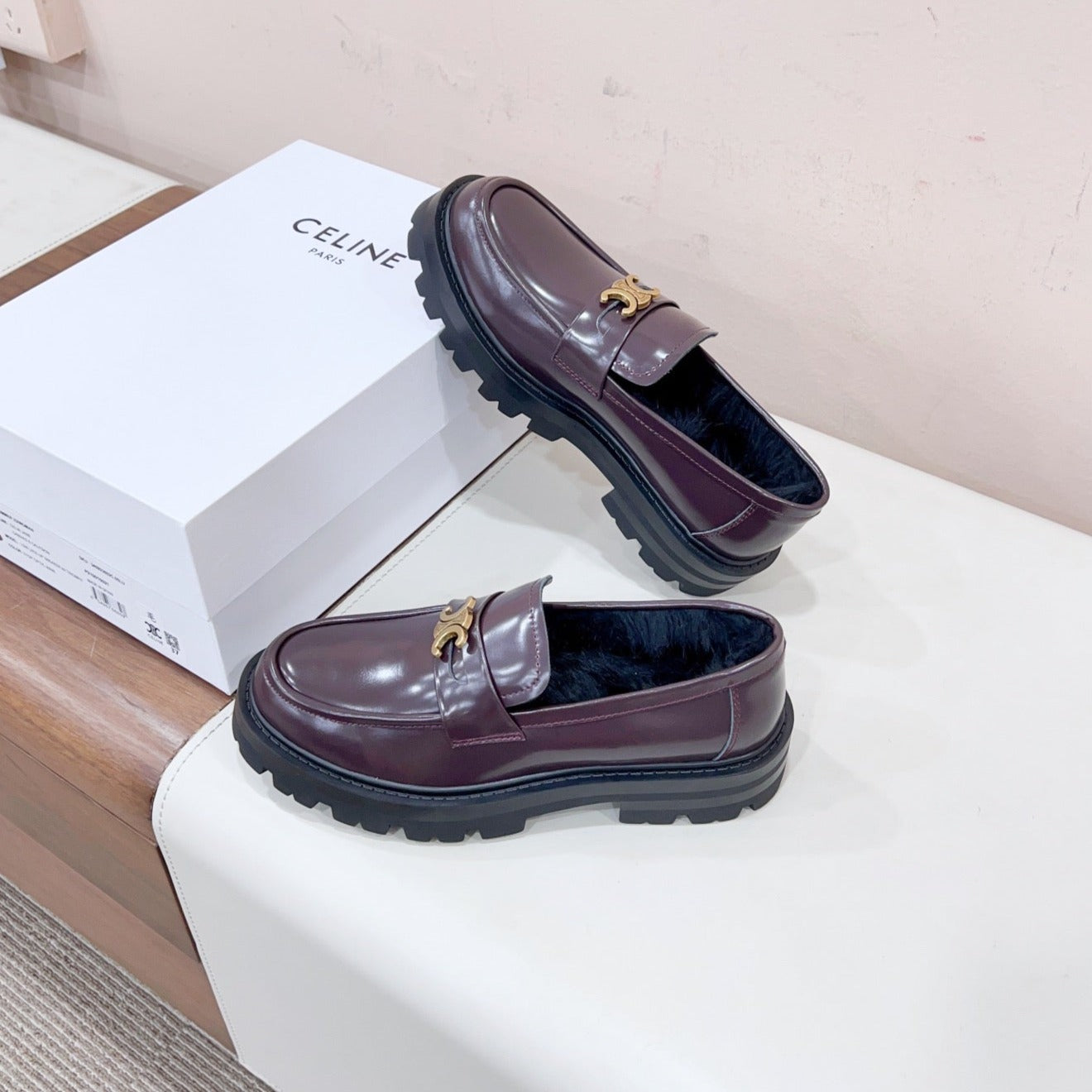 MARGARET LOAFER WITH TRIOMPHE CHAIN IN POLISHED BULL DEEP BROWN - 35