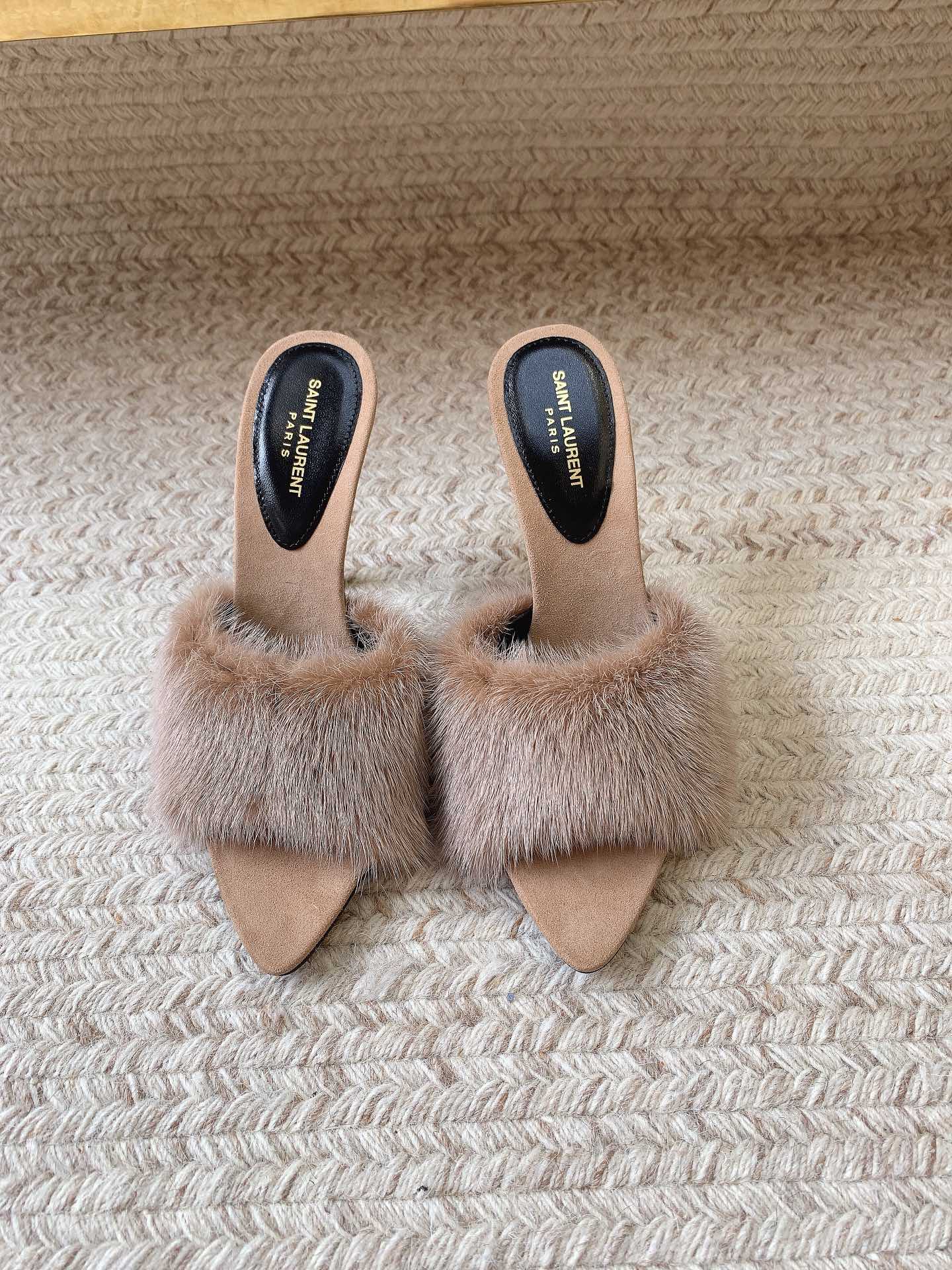 LA 16 HEELED MULES IN BEIGE RABBIT FUR AND SMOOTH LAMBSKIN - 34