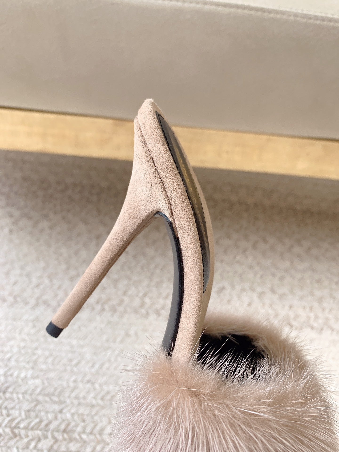 LA 16 HEELED MULES IN BEIGE RABBIT FUR AND SMOOTH LAMBSKIN - 34