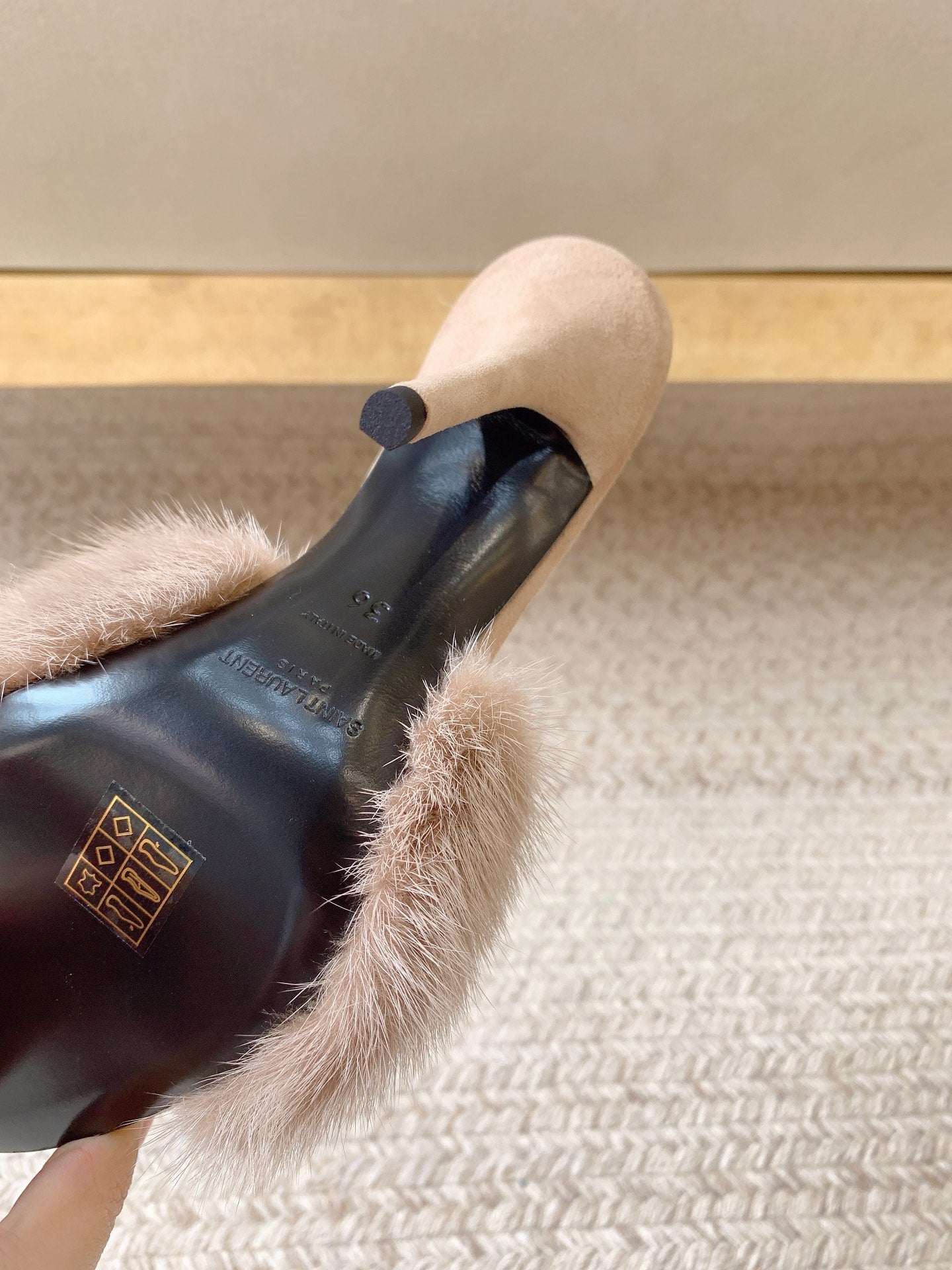 LA 16 HEELED MULES IN BEIGE RABBIT FUR AND SMOOTH LAMBSKIN - 34