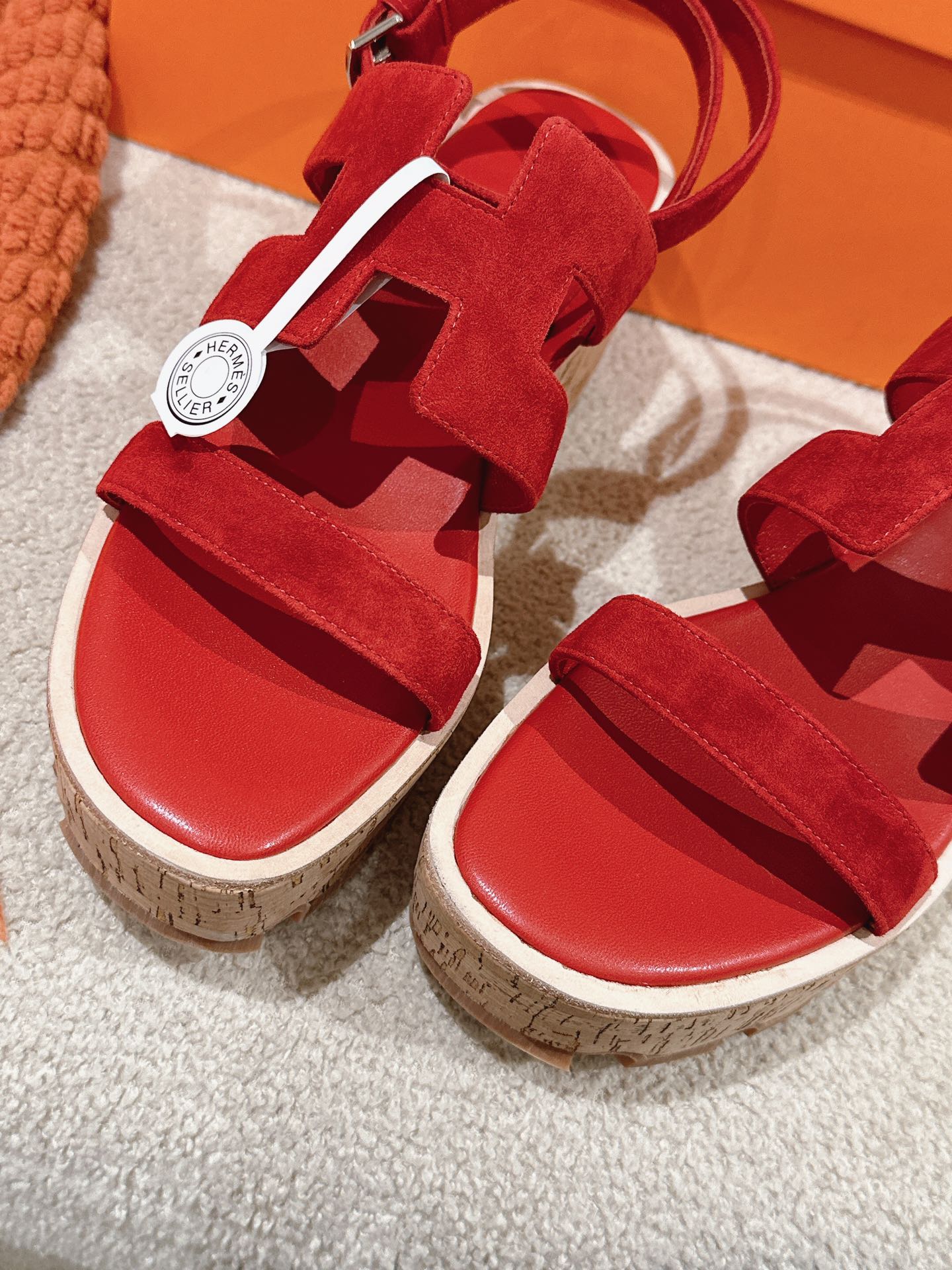 HM 25S HAVANE WEDGE SANDAL IN RED SUEDE - 35