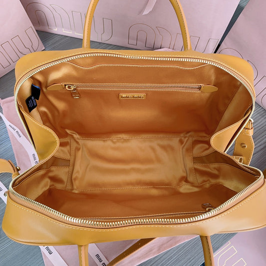 СУМКА BEAU TOP HANDLE 34 З ТЕЛЯЧОЇ ШКІРИ КОЛЬОРУ PERU BROWN