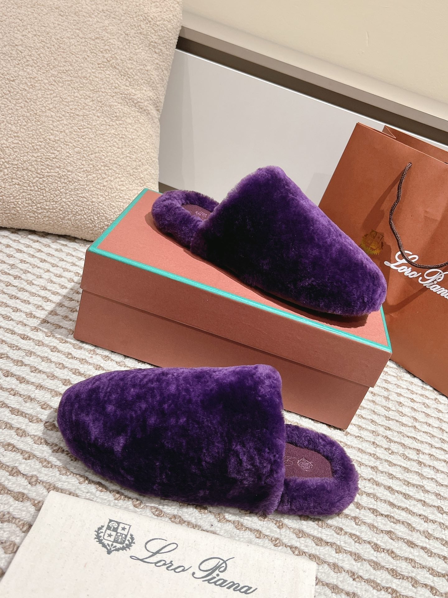 LP NATURAL WINTERCOZY WOOL VIOLET SLIPPERS - 35