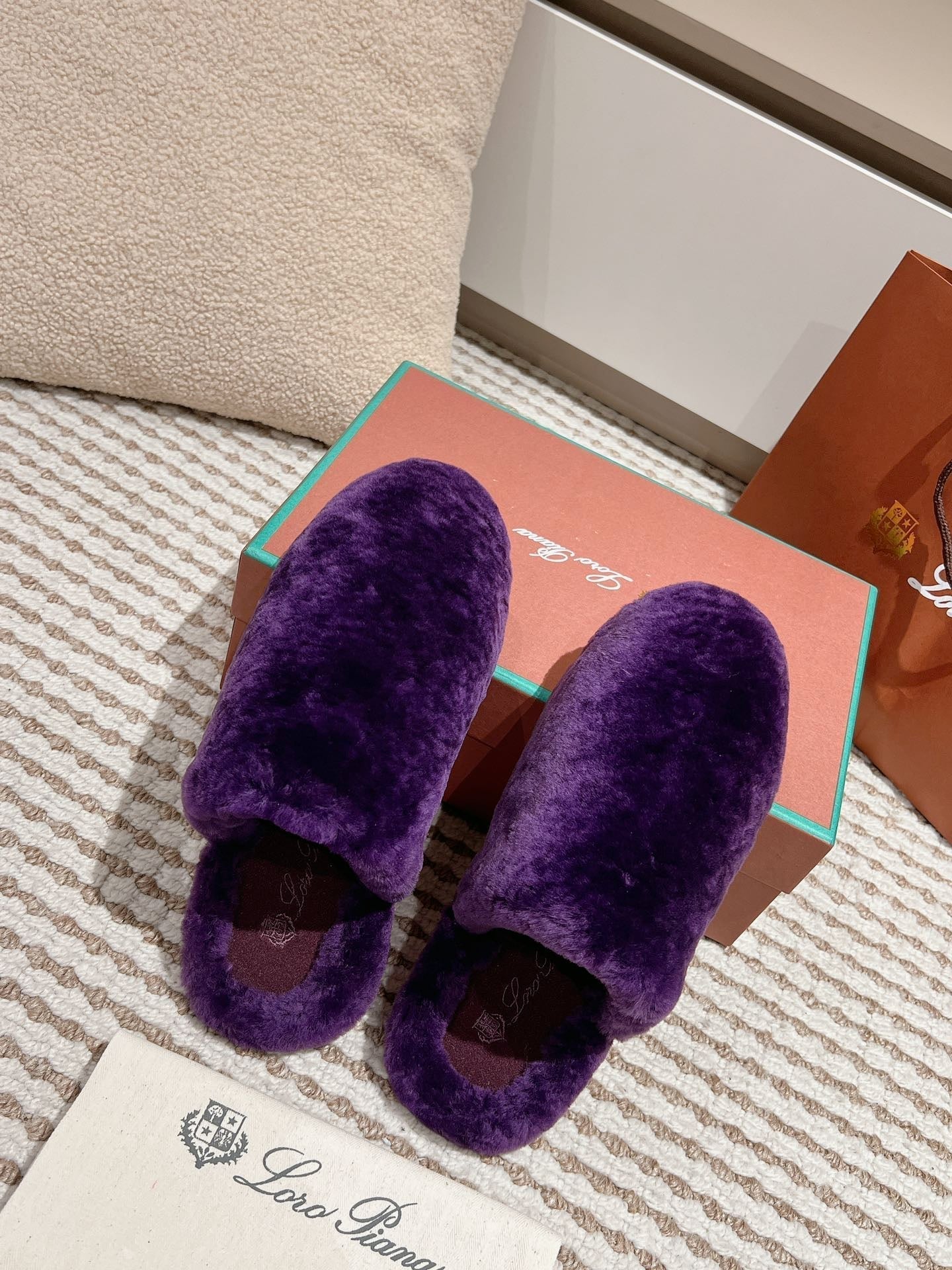 LP NATURAL WINTERCOZY WOOL VIOLET SLIPPERS - 35