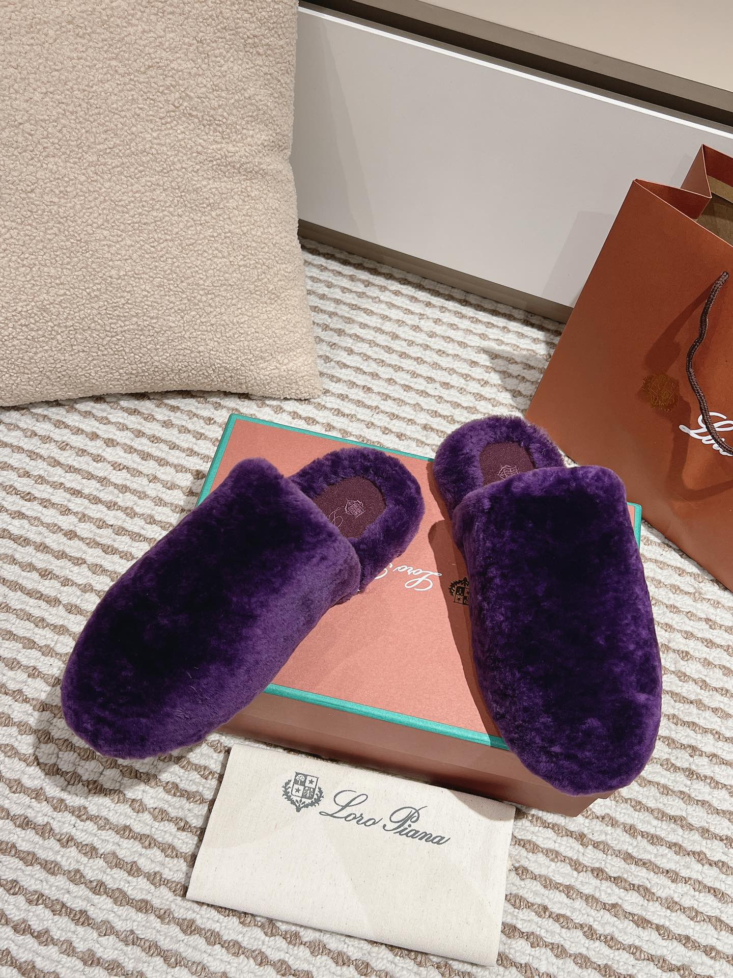 LP NATURAL WINTERCOZY WOOL VIOLET SLIPPERS - 35