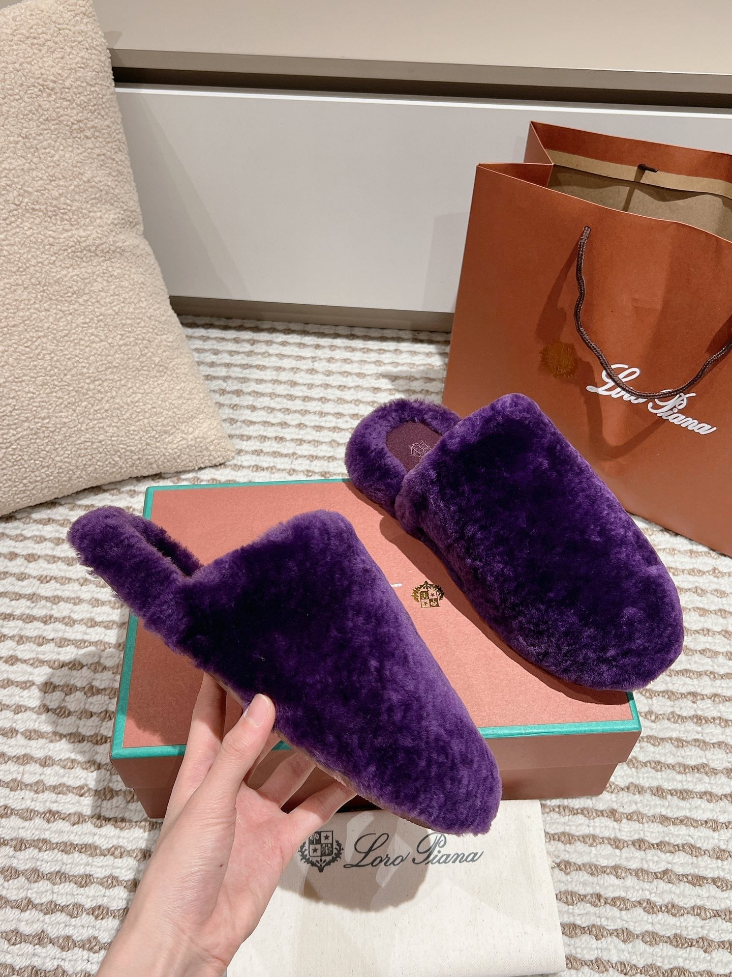 LP NATURAL WINTERCOZY WOOL VIOLET SLIPPERS - 35