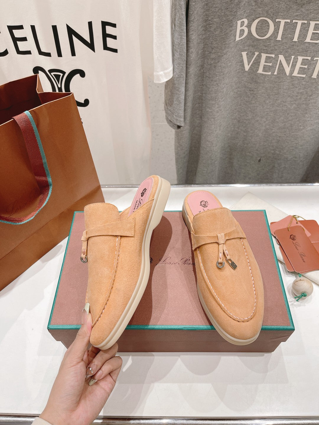 LP CHARMS WALK BABOUCHE LOAFERS CANTALOUPE SUEDE - 35