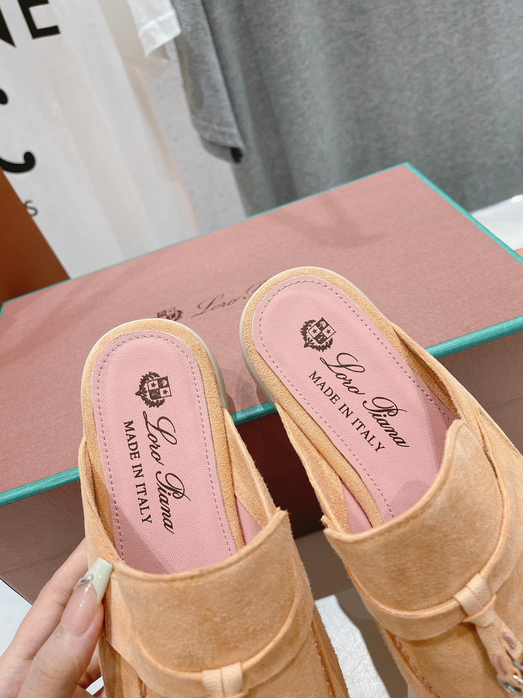 LP CHARMS WALK BABOUCHE LOAFERS CANTALOUPE SUEDE - 35