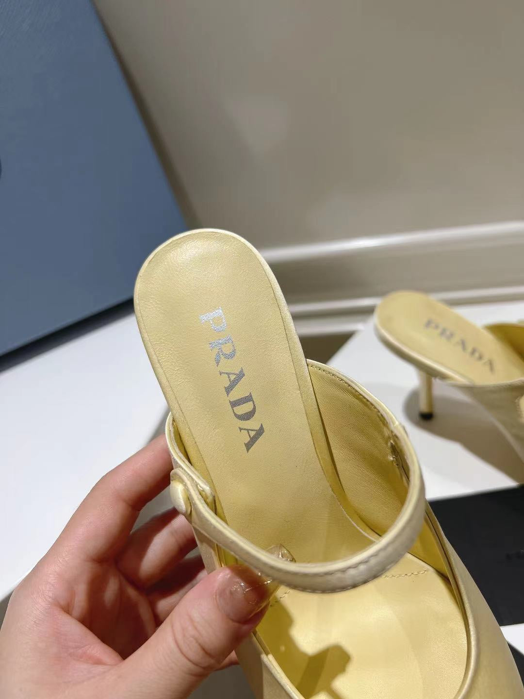 PRA HIGH-HEELED MULES YELLOW CREAM SATIN - 34