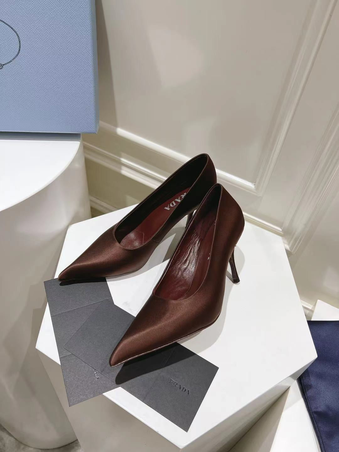 PRA BASIC HIGH-HEELED CHOCOLATE SATIN - 34